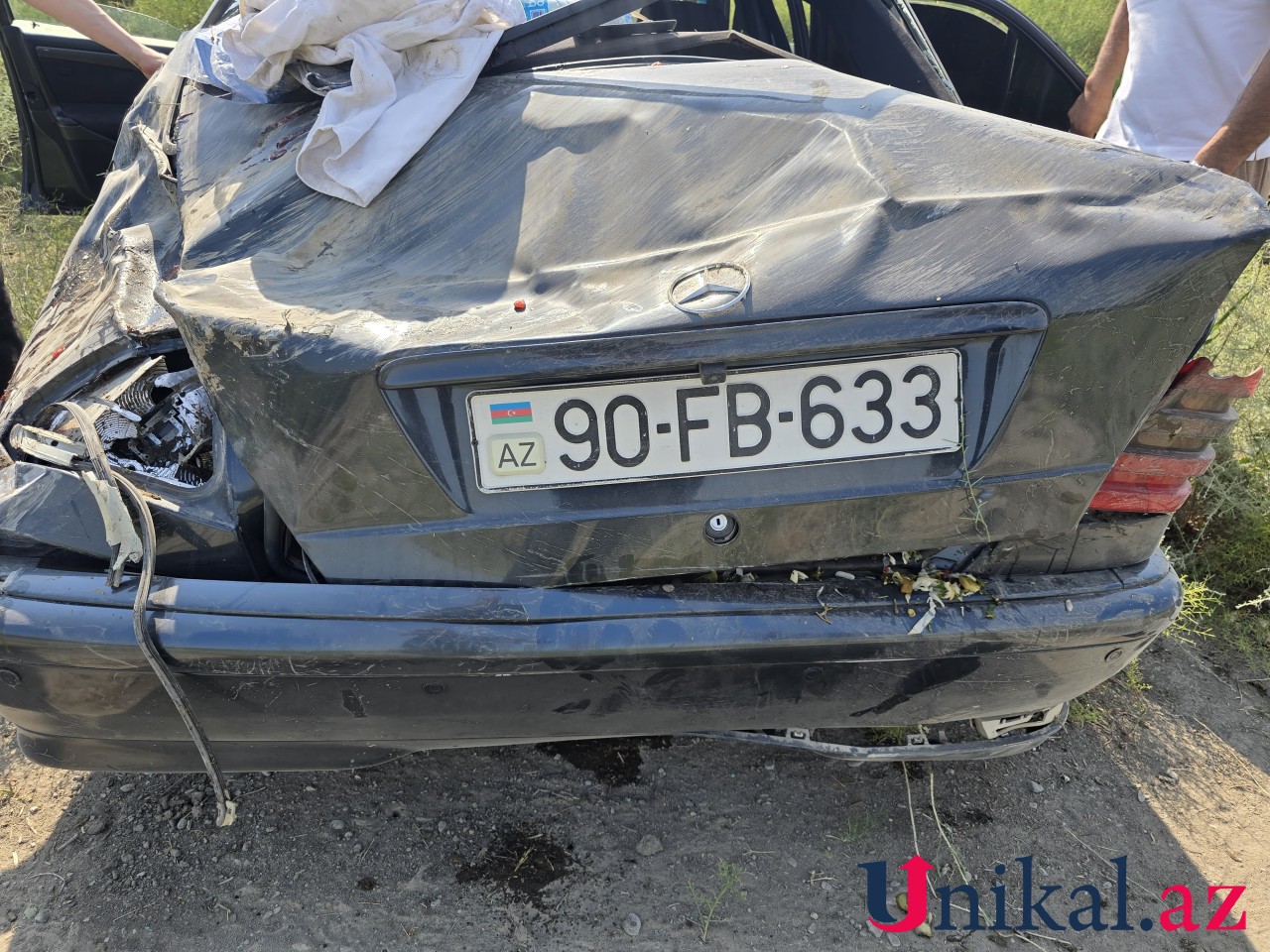 Yevlaxda qəza oldu, 8 nəfər yaralandı - FOTO